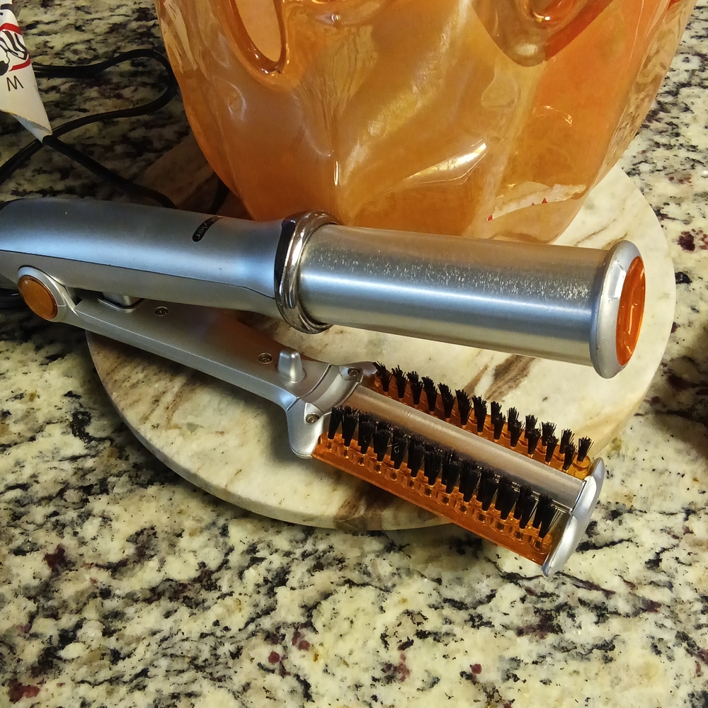 InStyler Tre Milano Rotating Round Brush & Curling Iron In One